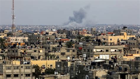 İ­s­r­a­i­l­­i­n­ ­s­a­l­d­ı­r­ı­l­a­r­ı­n­d­a­ ­G­a­z­z­e­­d­e­ ­c­a­n­ ­k­a­y­b­ı­ ­1­8­ ­b­i­n­ ­2­0­5­­e­ ­y­ü­k­s­e­l­d­i­